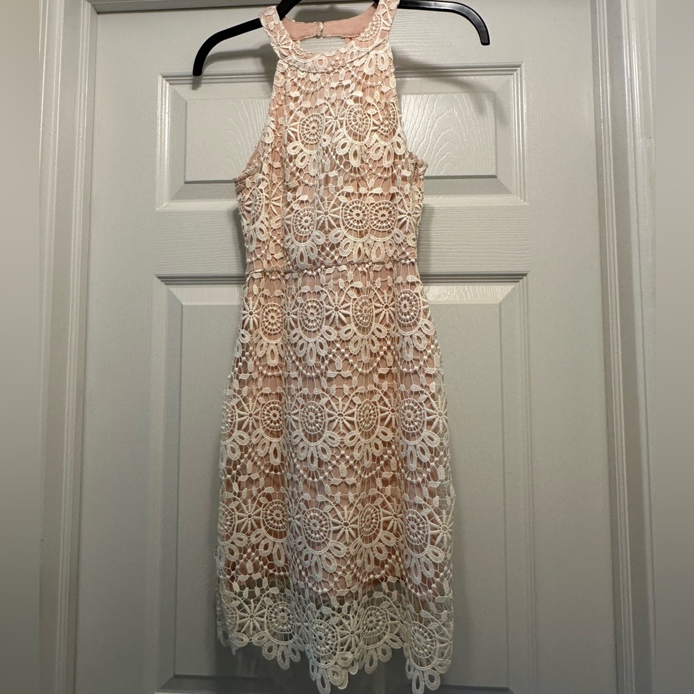 Hollister Crochet Flower High Neck Keyhole Back Dress Off-White Sleeveless XS